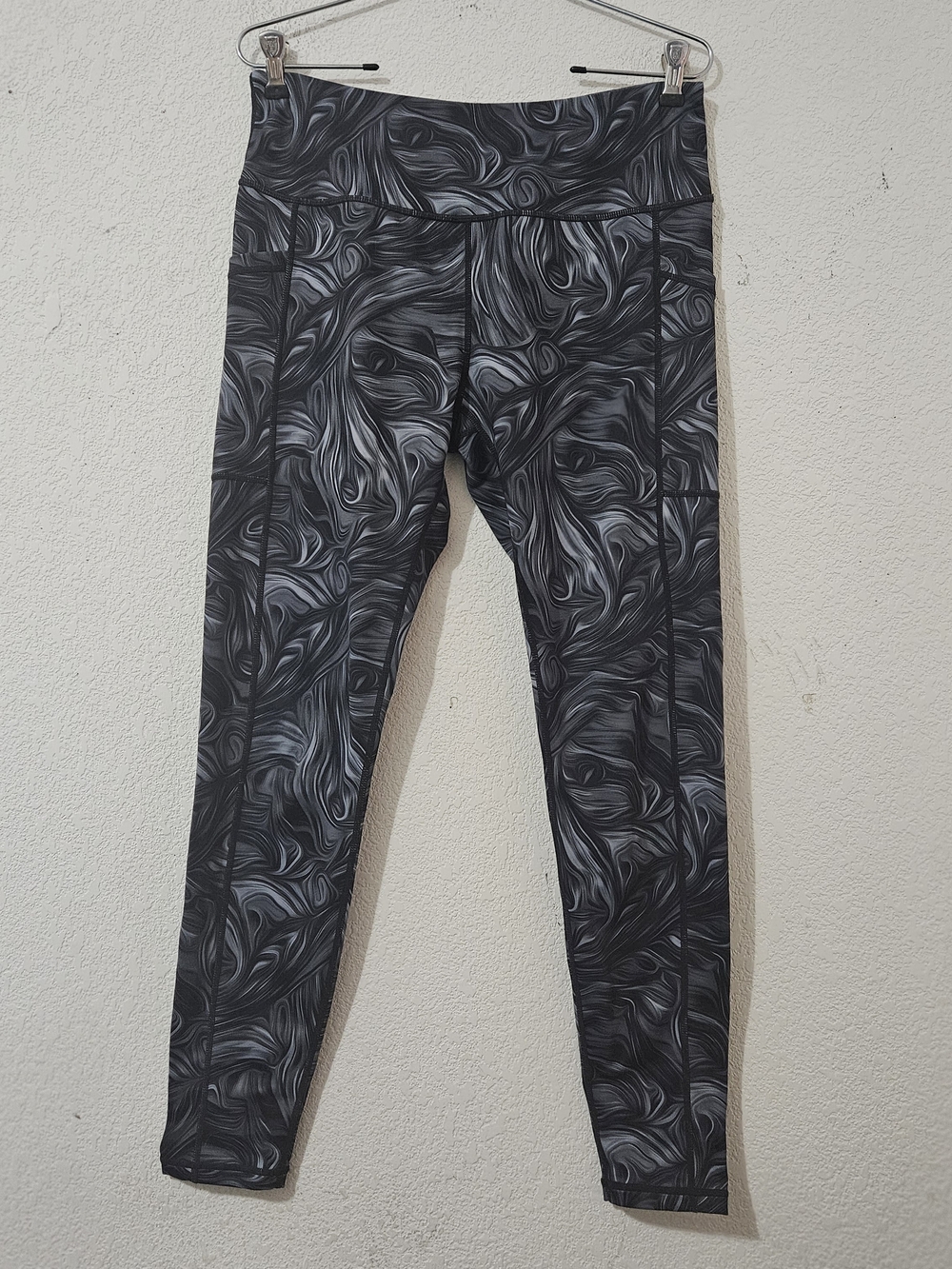 Constantly Varied Gear Smoke And Mirrors Size large Retired - Picture 2 of 6